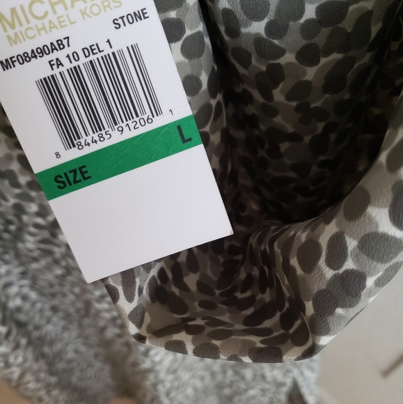 Michael Kors Dress - Picture 3 of 5